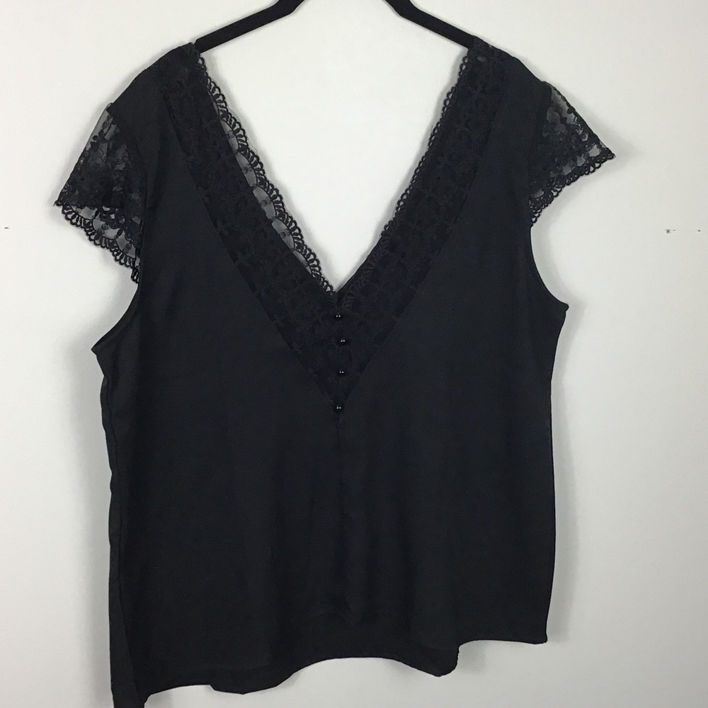 Deep v-neck lace trim button details lace cap sleeve top shirt Size Xl